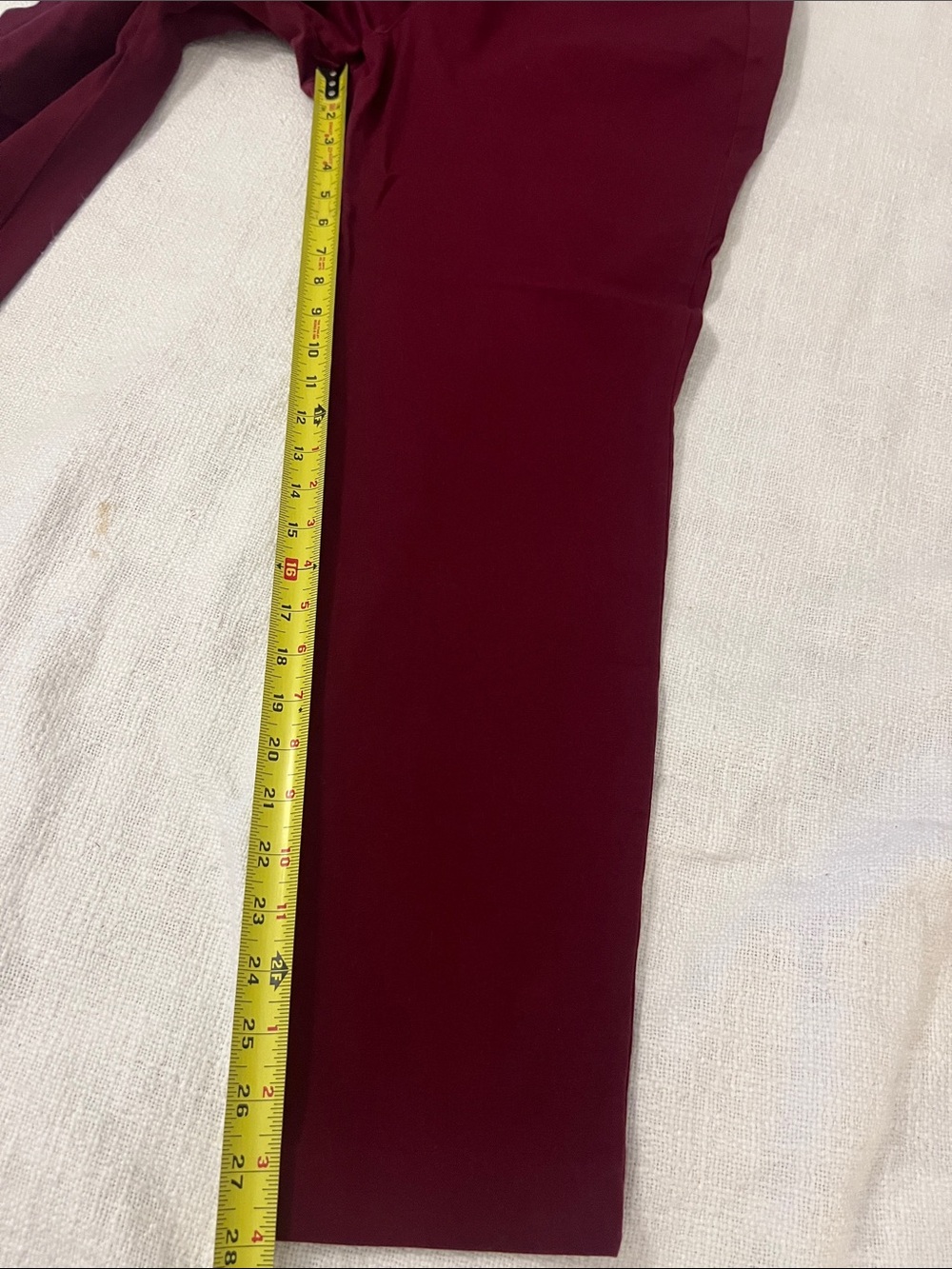 Old Navy Women’s Merlot/Wine Mid-Rise Pixie Skinny.Pants Sz 18-Petite - Picture 9 of 11